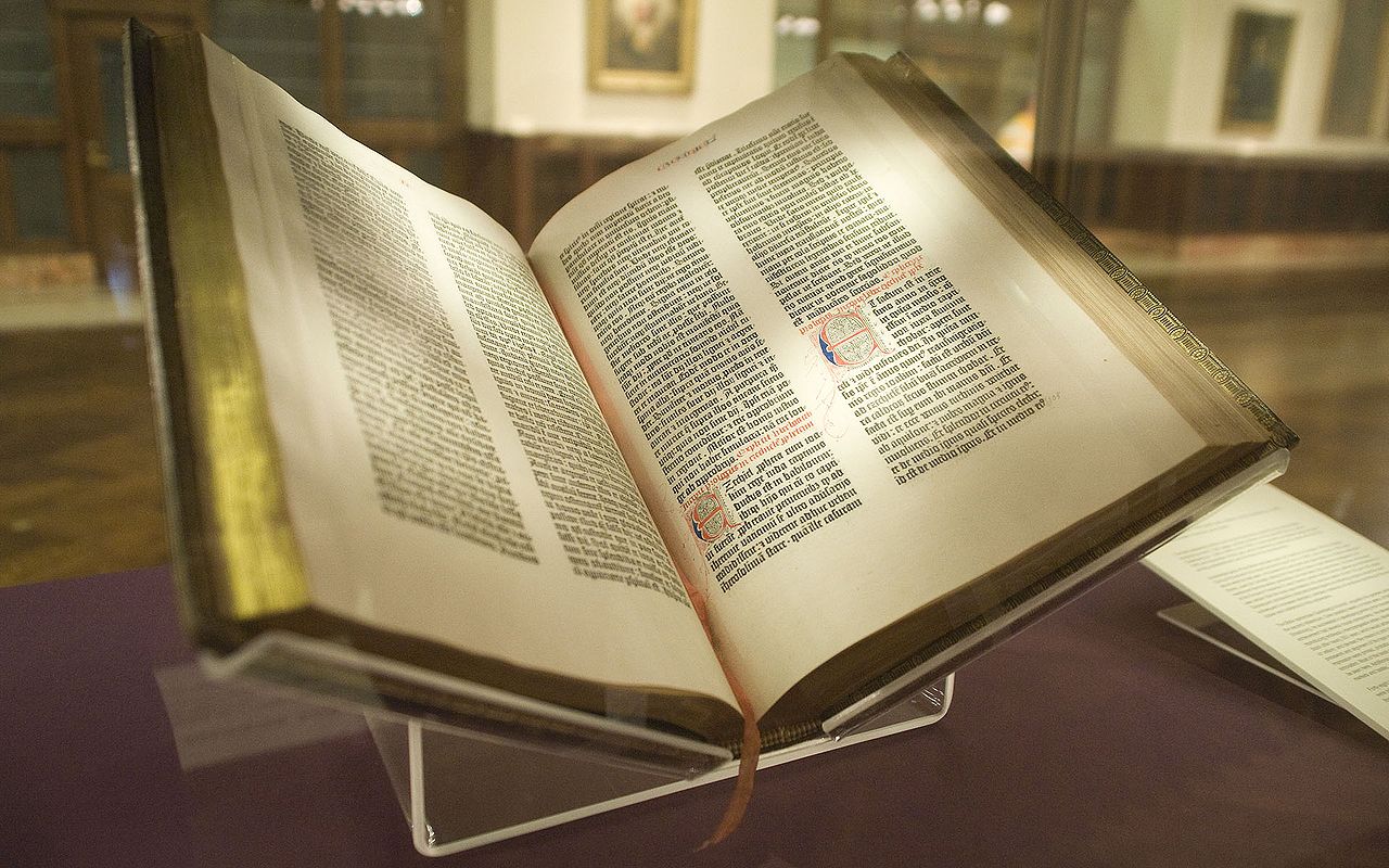 1280px-gutenberg_bible_lenox_copy_new_york_public_library_2009-_pic_01