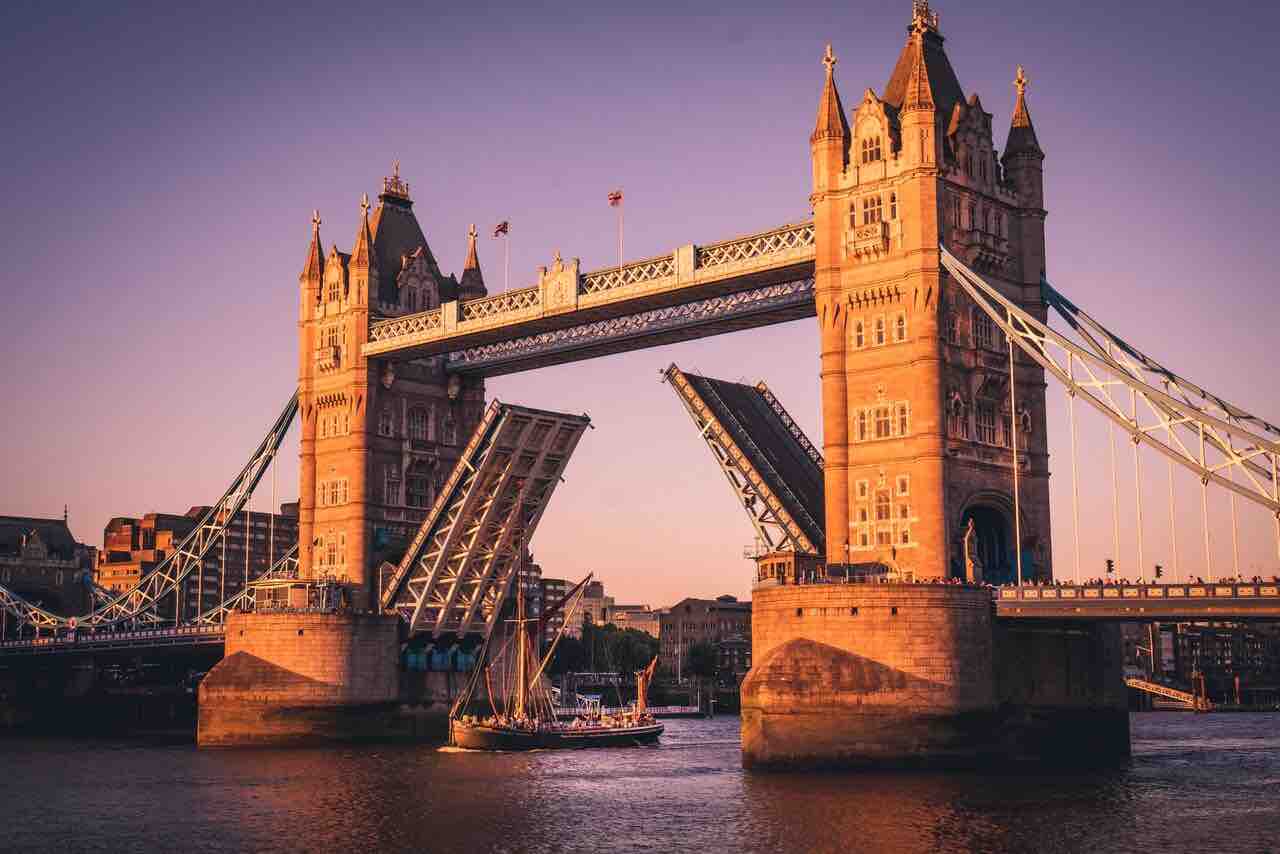 Sail-Through-Tower-Bridge-Glow-Small