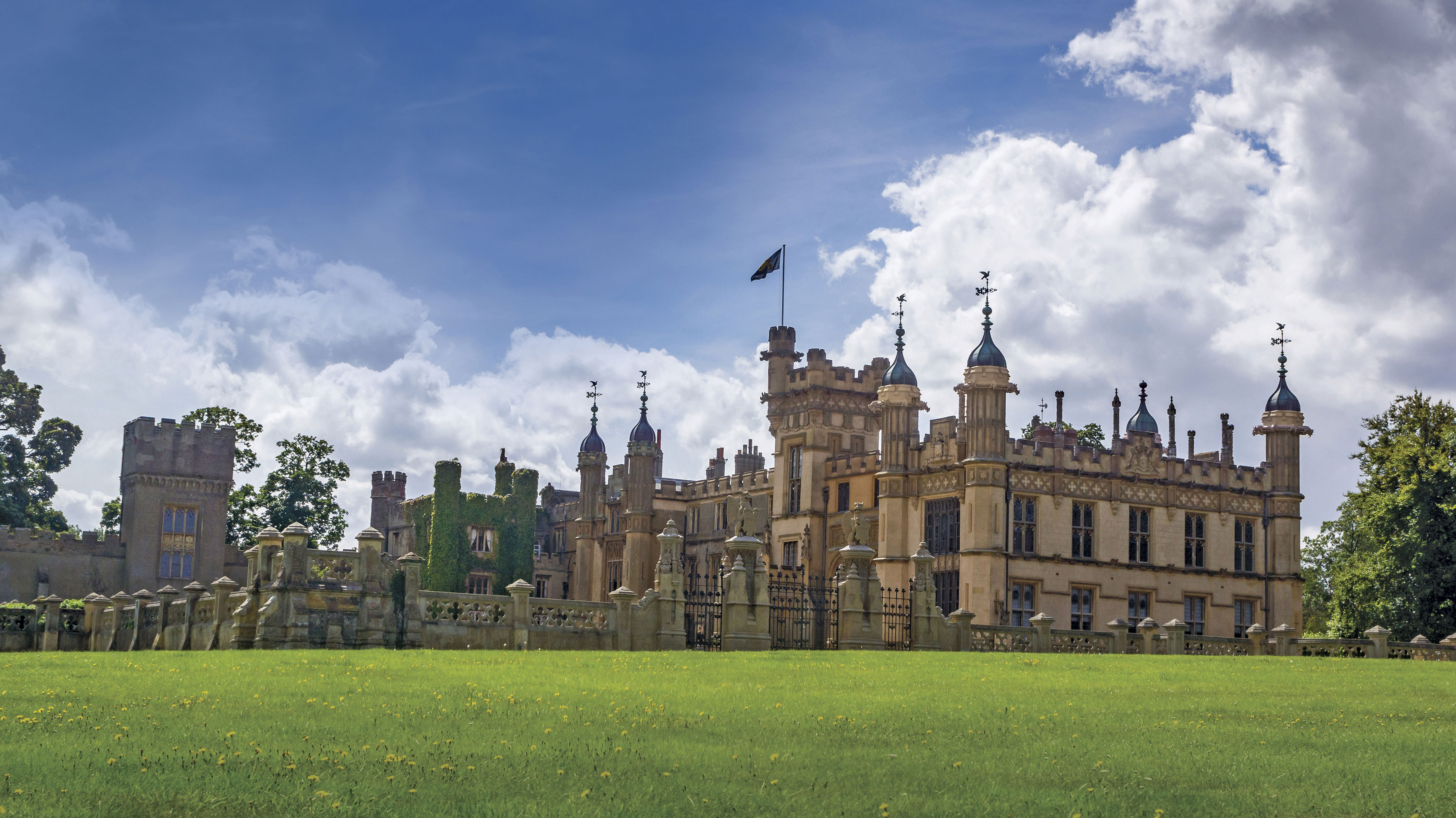 knebworth-house