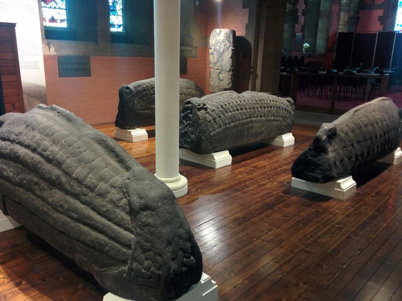 hogsback_stones_within_the_nave