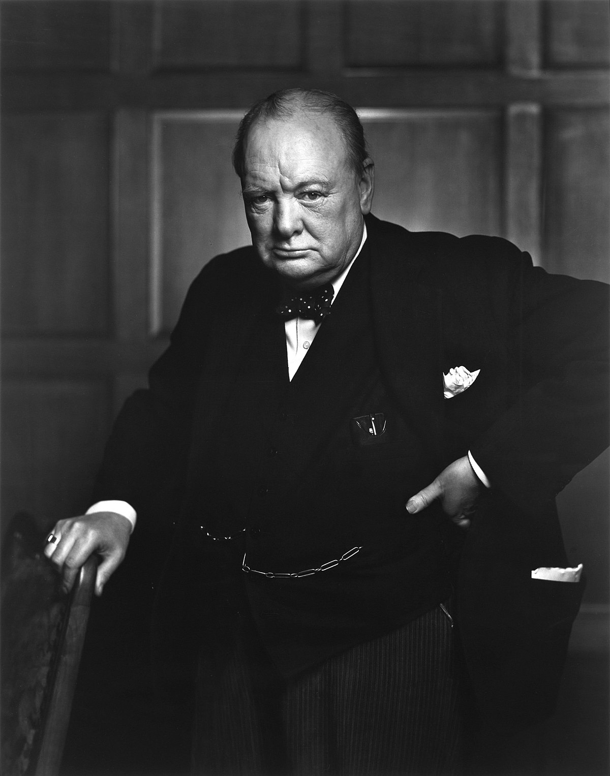 1200px-Sir_Winston_Churchill_-_19086236948
